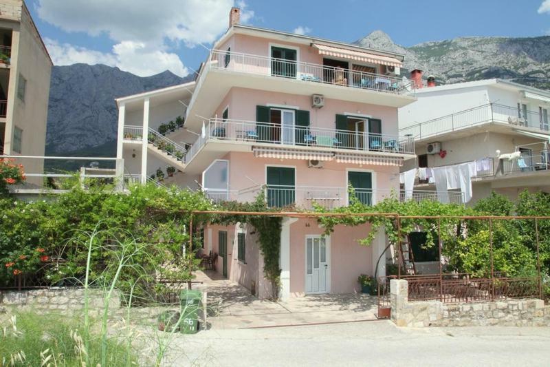 Apartments Villa Ravlic มาคาร์สกา ภายนอก รูปภาพ
